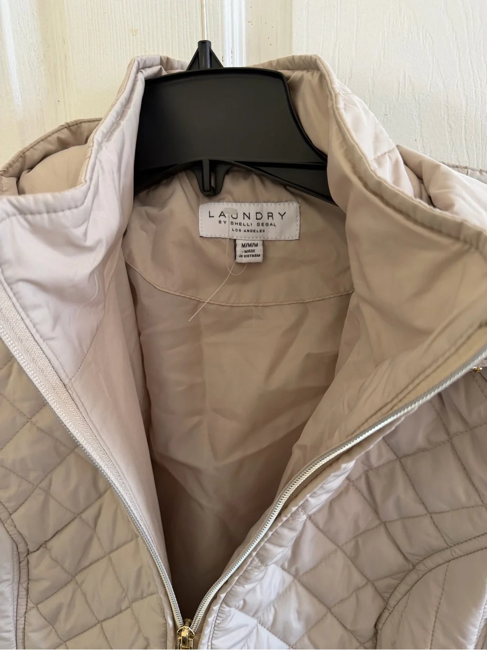 Laundry By Shelli Segal Quilted Hooded Bomber Jacket in Light Taupe